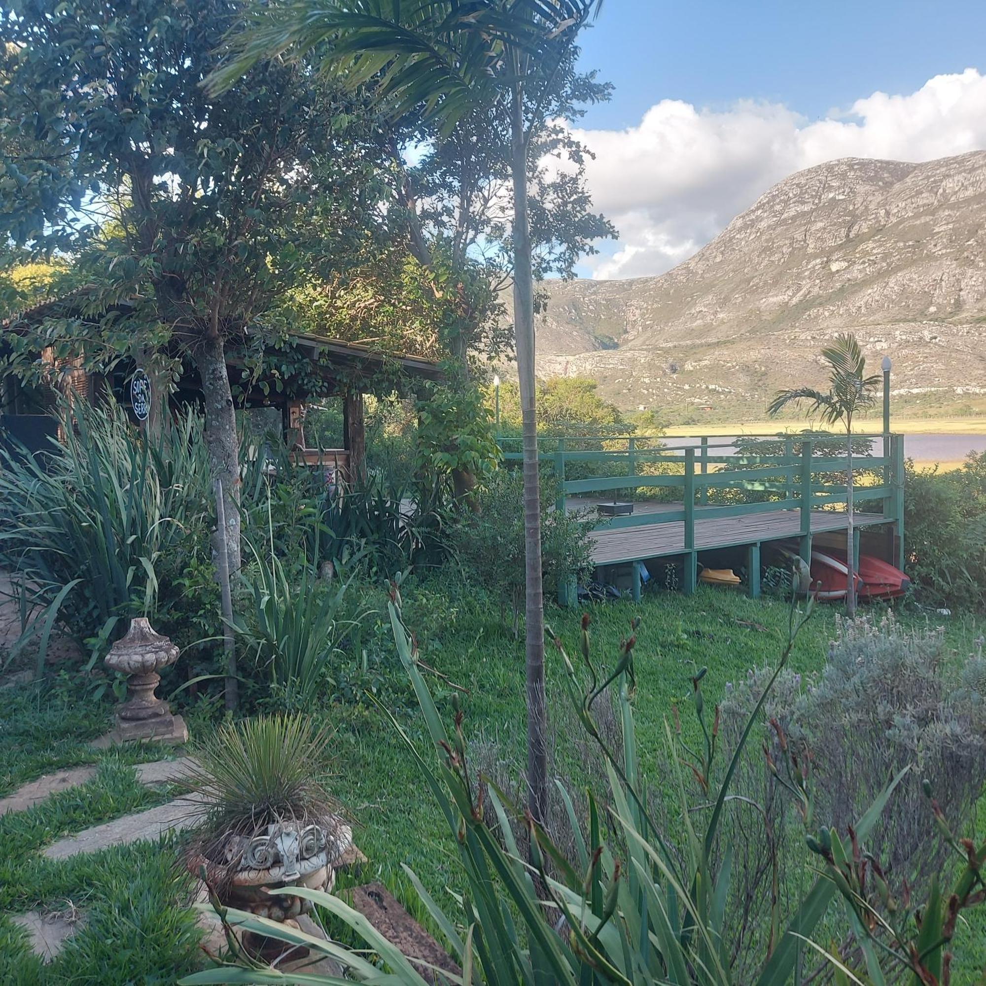 Casas E Apartamentos Da Praia, Lapinha Na Beira Do Lago Сантана-ду-Риашу Экстерьер фото