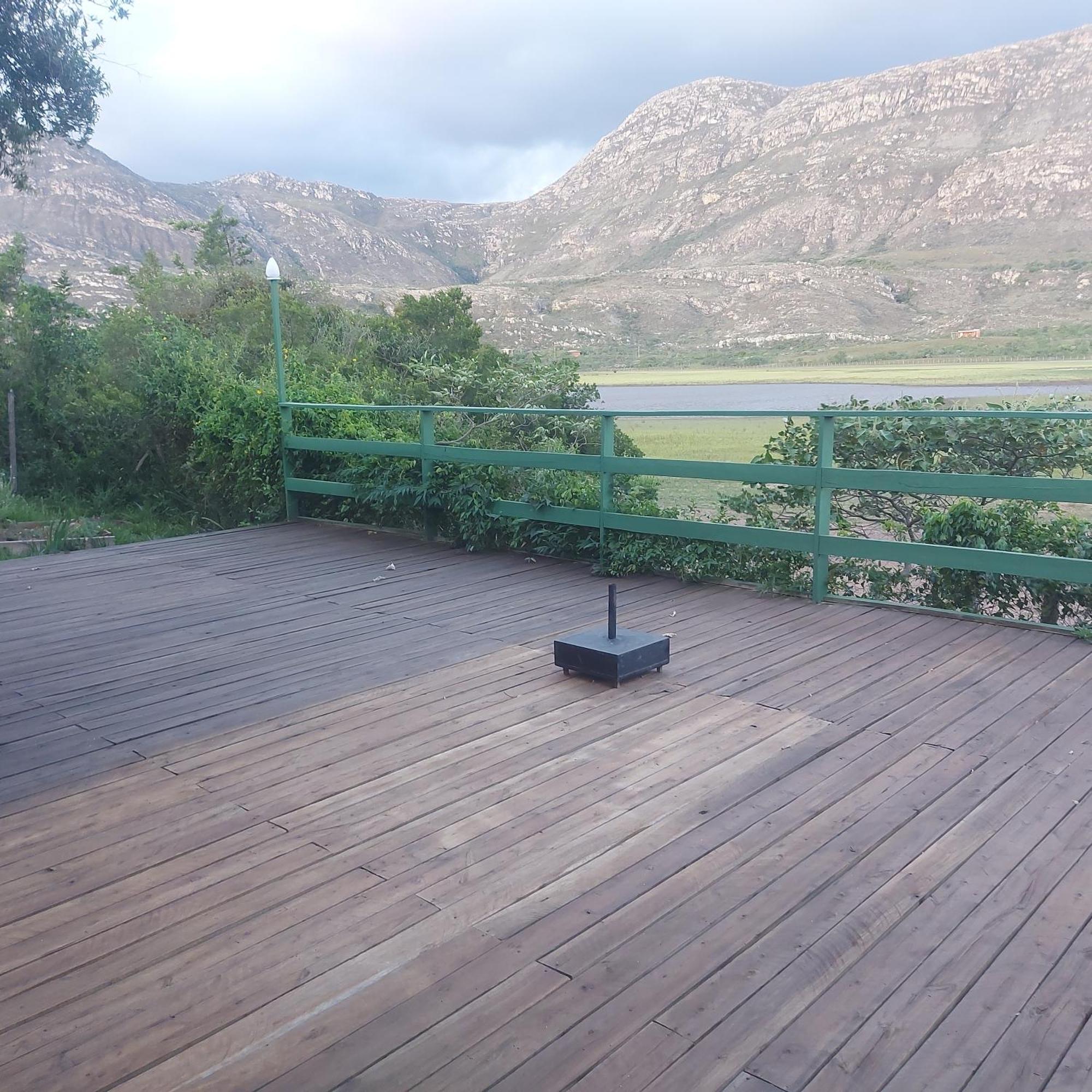 Casas E Apartamentos Da Praia, Lapinha Na Beira Do Lago Сантана-ду-Риашу Экстерьер фото